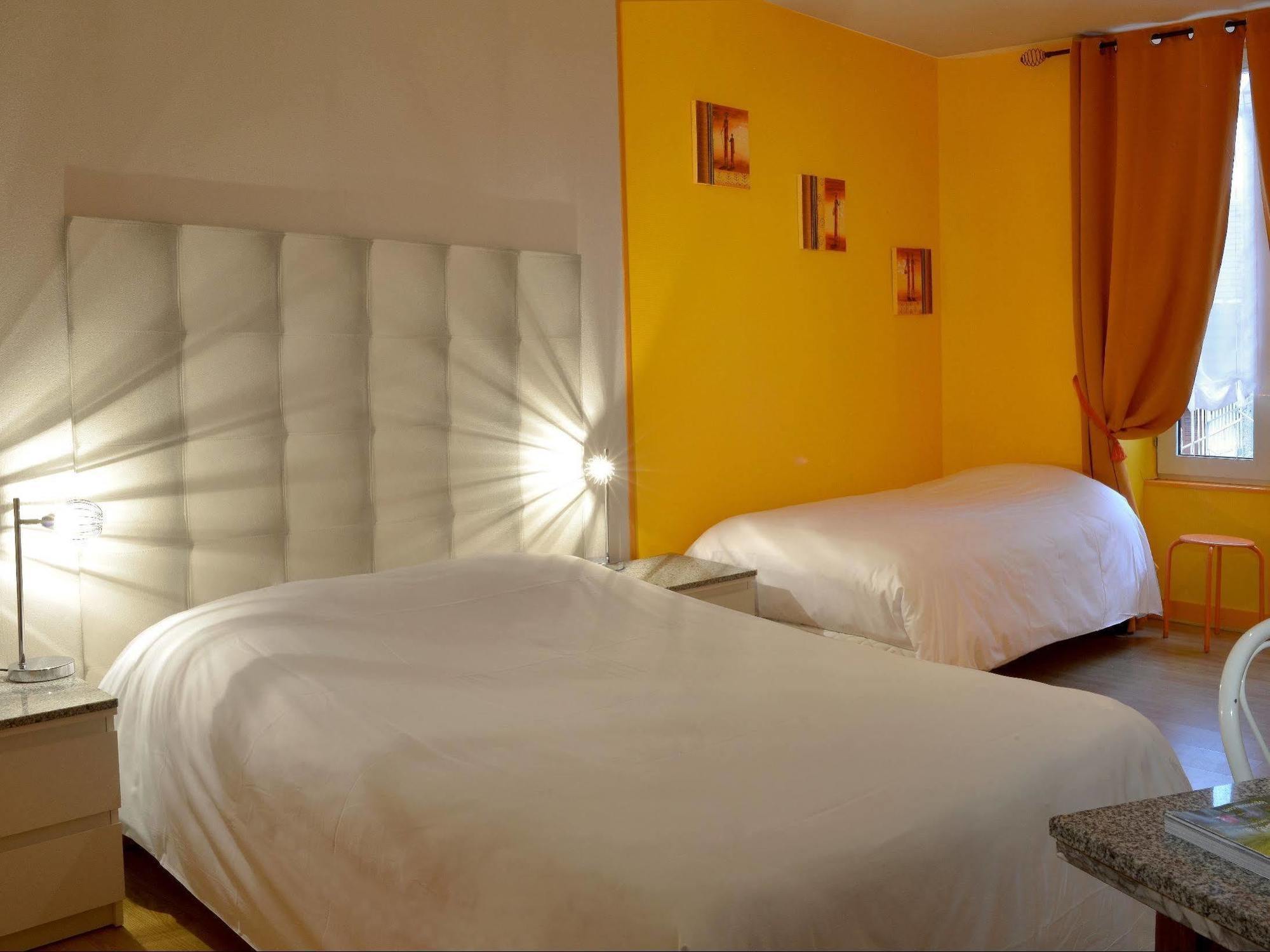 Logis Hotel Au Croissant Buzancais Luaran gambar